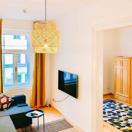 Contemporary City Apartment - By Nahuen Suites Graz Ngoại thất bức ảnh