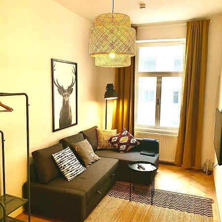 Contemporary City Apartment - By Nahuen Suites Graz Ngoại thất bức ảnh