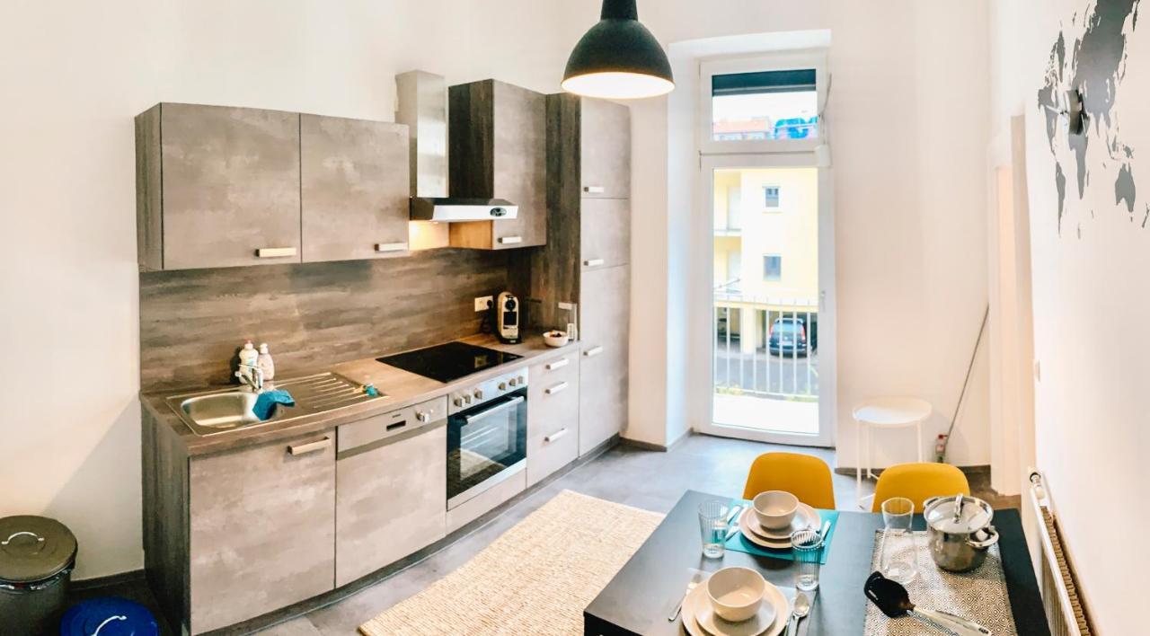 Contemporary City Apartment - By Nahuen Suites Graz Ngoại thất bức ảnh