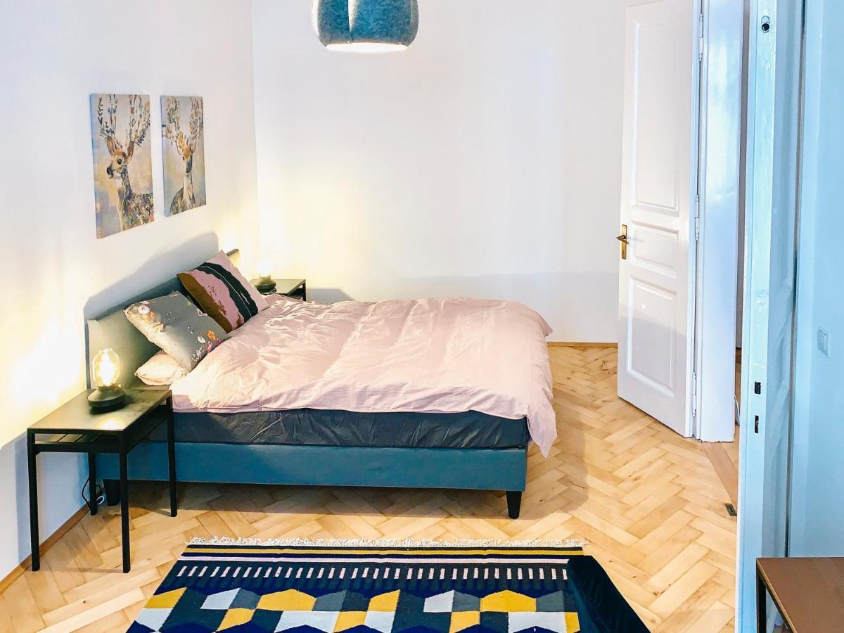 Contemporary City Apartment - By Nahuen Suites Graz Ngoại thất bức ảnh