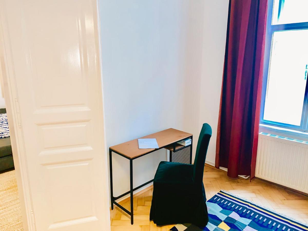 Contemporary City Apartment - By Nahuen Suites Graz Ngoại thất bức ảnh