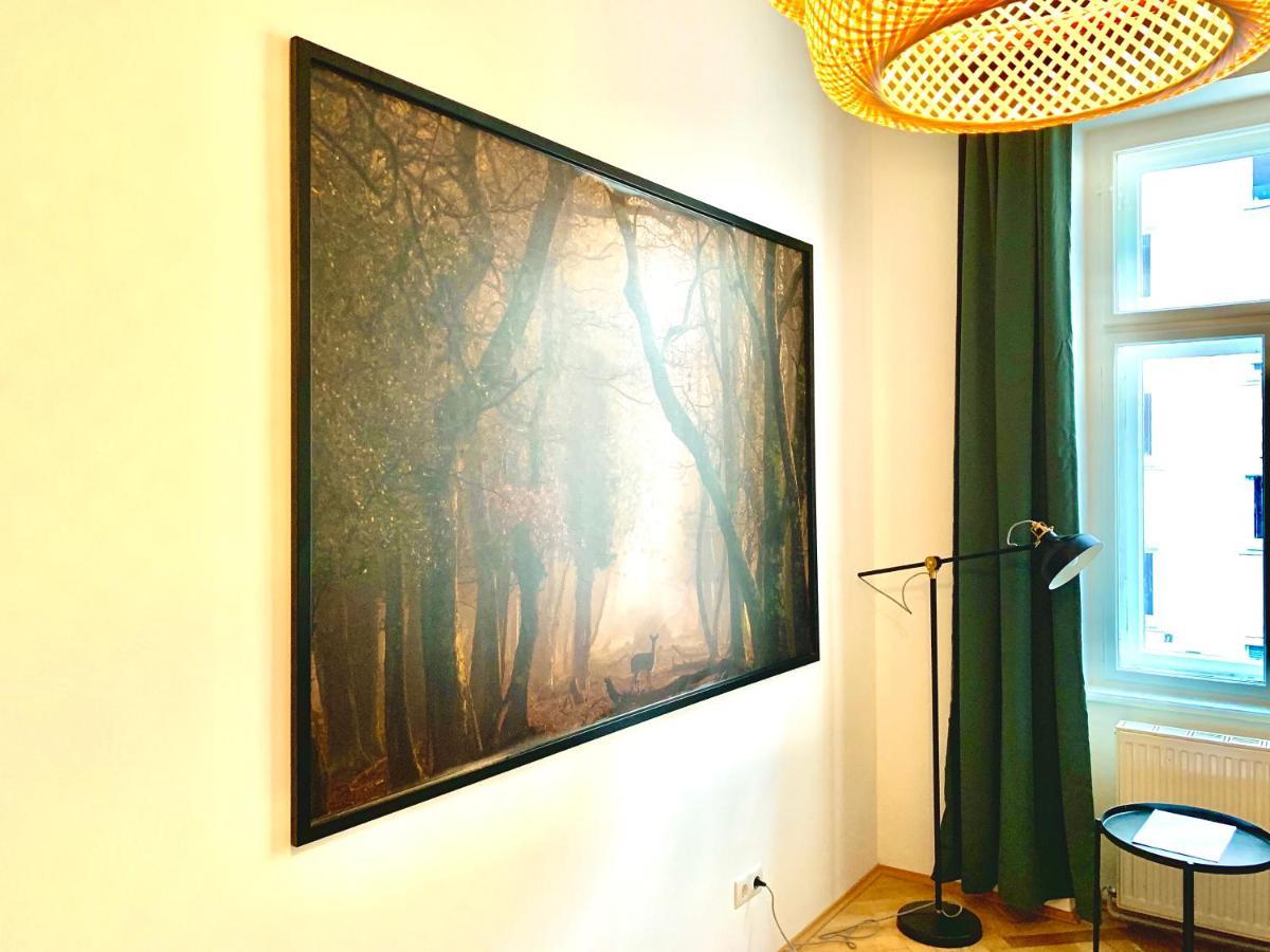 Contemporary City Apartment - By Nahuen Suites Graz Ngoại thất bức ảnh