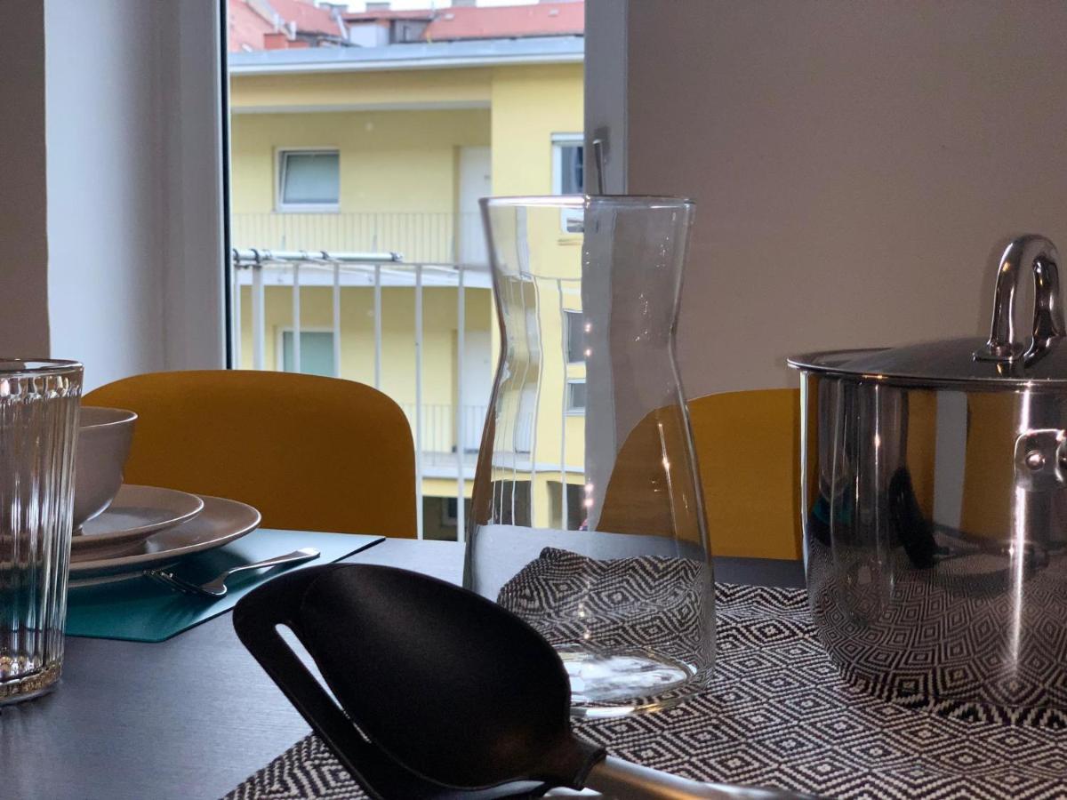 Contemporary City Apartment - By Nahuen Suites Graz Ngoại thất bức ảnh